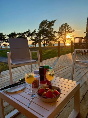 Comfort House, 2 Bedrooms, Accessible, Ocean View (Hus 12) | Individually decorated, individually furnished