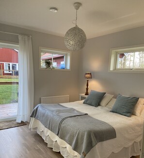 Individually decorated, individually furnished - Stora Frögården (Morbylanga)