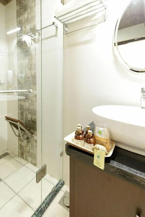 Shower, rainfall showerhead, towels - Lhasa Ayurveda and Wellness Resort - A BluSalzz Collection, Kochi, Kerala (North Paravur)