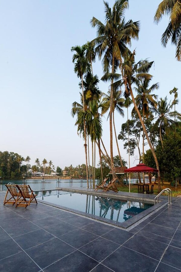 Outdoor pool - Lhasa Ayurveda and Wellness Resort - A BluSalzz Collection, Kochi, Kerala (North Paravur)