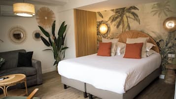 Classic Studio | Peralatan tempat tidur premium, peti besi dalam bilik, kalis bunyi