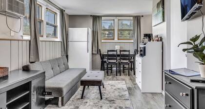 Studio1120F/BigTV/PKG/ near Chicago Outlet Mall/Downtown Aurora/Hollywood Casino