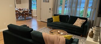 Bright 3-bedroom bungalow 1.3 miles from Ross-Ade