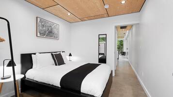 1 habitación, tabla de planchar con plancha, wifi y ropa de cama