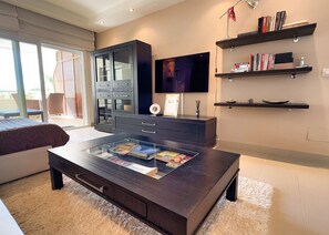 1 chambre, fer et planche à repasser, Wi-Fi, draps fournis