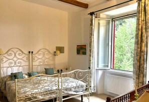 6 bedrooms, WiFi - Villa Passonovo, Italian Villa in Orvietan countryside (Umbria)