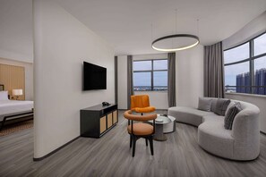 Minibar, coffres-forts dans les chambres, fer et planche Ă repasser