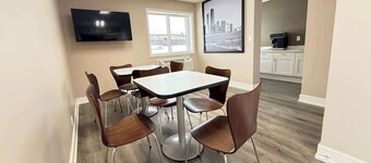 Super 8 by Wyndham Rockford South