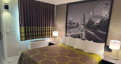 Super 8 by Wyndham Rockford South