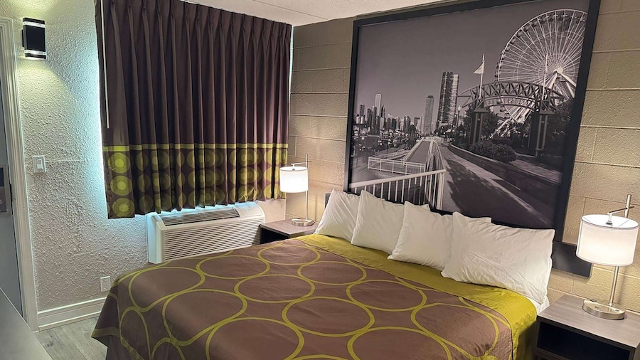 Super 8 by Wyndham Rockford South