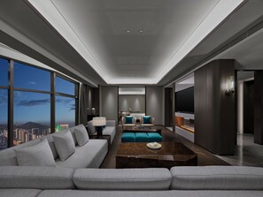 Grand Suite | Down duvets, minibar, in-room safe, desk - Wyndham Grand Zaozhuang (Zaozhuang)