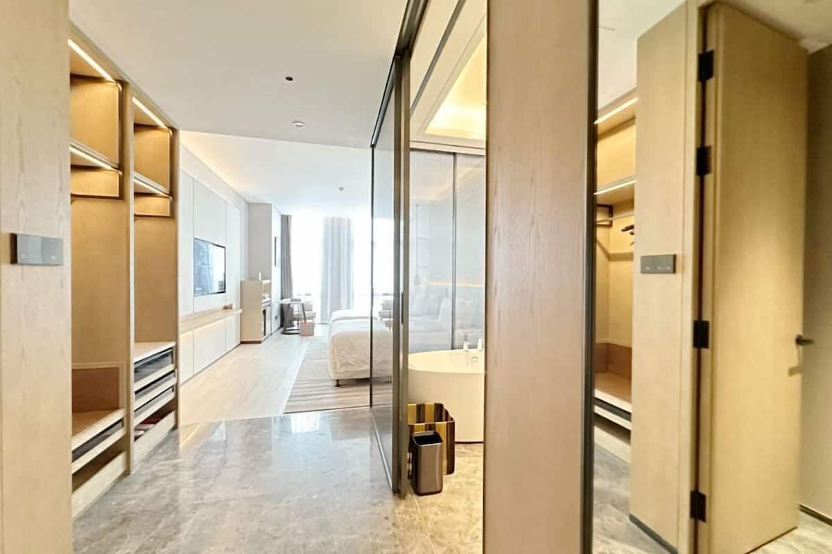 Kamar Deluks, 1 Tempat Tidur Twin, Bebas Asap Rokok | 1 kamar tidur, seprai premium, minibar, dan brankas