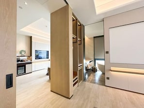 Suite Deluxe, 1 cama de matrimonio grande, no fumadores | Ropa de cama de alta calidad, minibar, caja fuerte