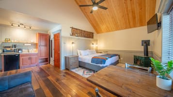 1 habitación, escritorio, tabla de planchar con plancha y wifi gratis