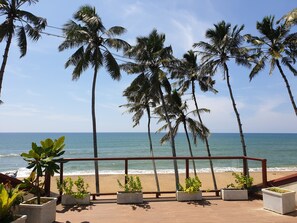 Accommodatie ligt op het strand, strandlakens