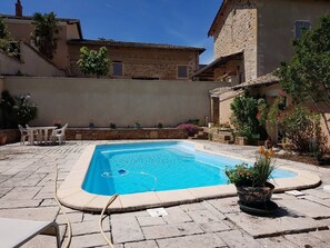 Pool - Les Vignes de Théonie (VILLIE-MORGON)