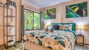 2 makuuhuonetta, työpöytä, silitysrauta/-lauta, ilmainen Wi-Fi