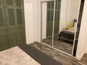 Apartamento básico | 2 dormitorios, ropa de cama hipoalergénica, wifi gratis