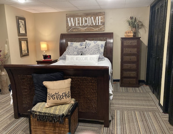 1 bedroom, iron/ironing board, WiFi, bed sheets