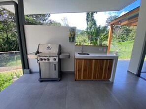 Terrace/patio - Riverfront Retreat Pool, Sauna & Cold Plunge (Uvita)