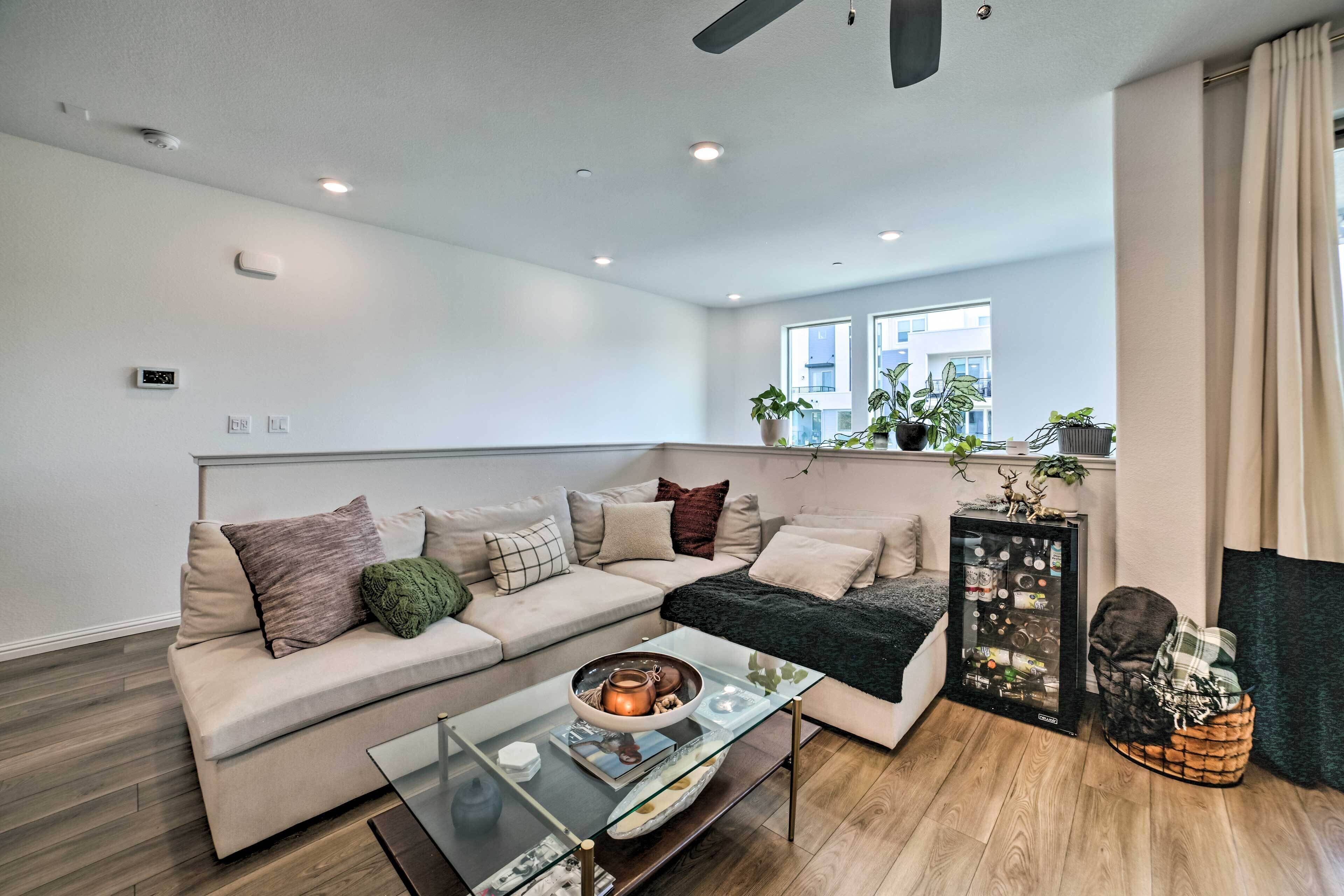 Modern San Jose Townhome w/ Free WiFi!