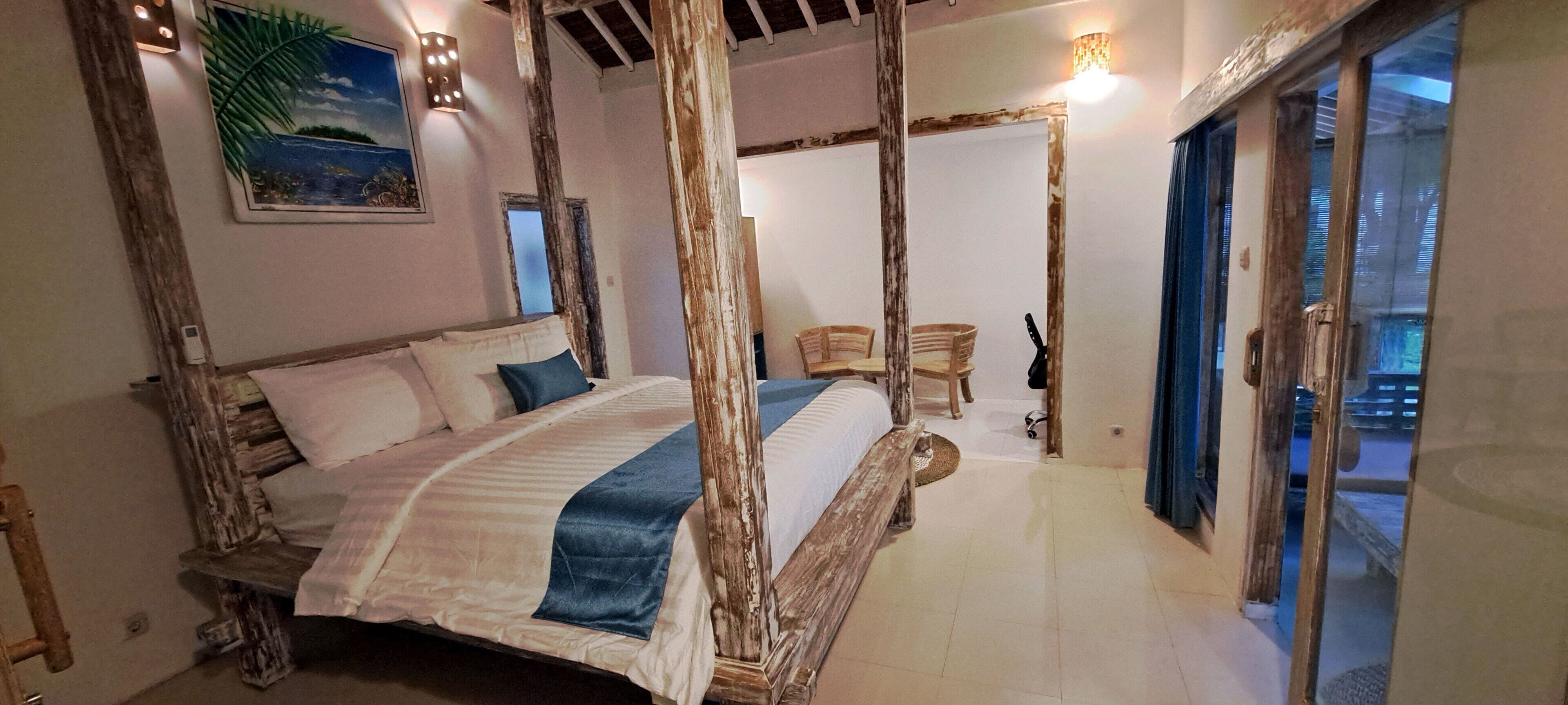 Minibar, caja fuerte, wifi gratis y ropa de cama
