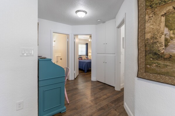 2 camere, una scrivania, ferro/asse da stiro, Wi-Fi