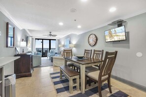 Dining - Phoenix I 1112-11th floor, splash pad, beachfront, 2 bedrooms, 2 baths (Orange Beach)