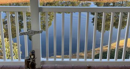 Beach/golf condo. Beach is less than 5 miles, golf is out the window