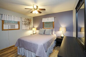 2 chambres, fer et planche à repasser, Wi-Fi, literie fournie