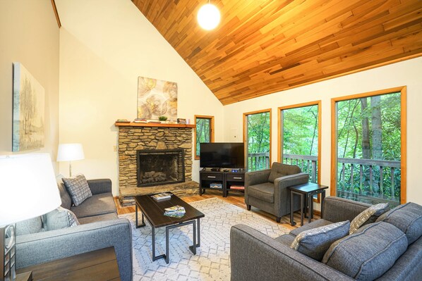 Téléviseur connecté, foyer