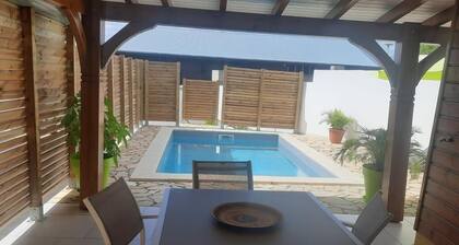 Bungalow hibis.kiss971 (Baie-Mahault, Guadeloupe)