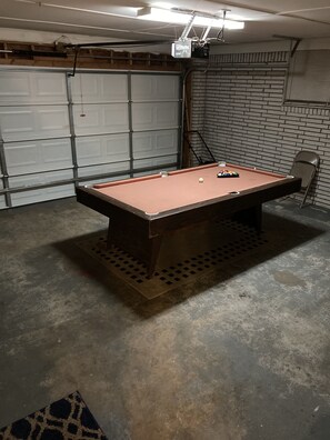 Games room - 3 bedroom kid and pet friendly (Stone Mountain)