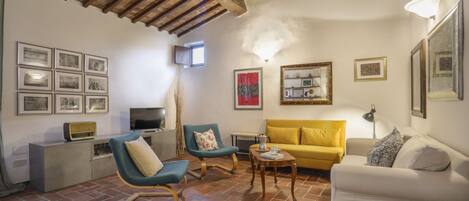 Téléviseur, livres