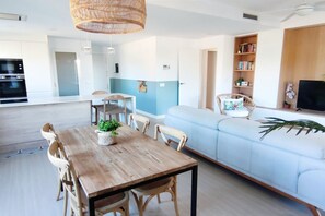 Dining - Appartment Lagos del Castillo by DENIA COSTA (Denia)