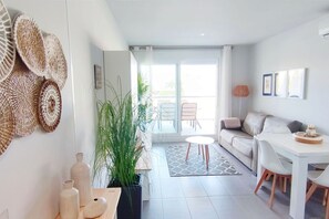 TV - Apartament Victoria Playa by DENIA COSTA (Denia)
