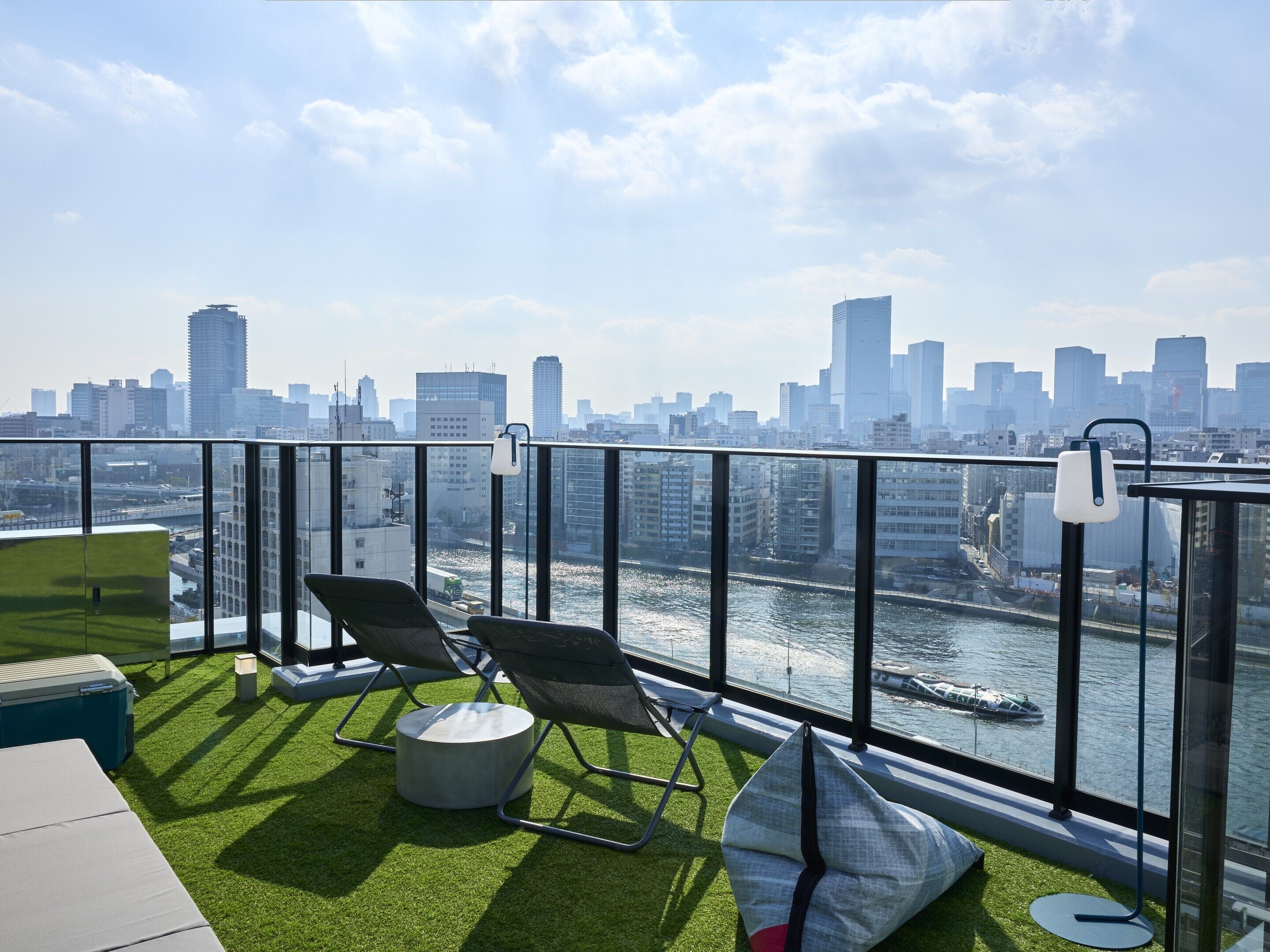 Roof Top Bunk Bed Suite, Non Smoking | In-room safe, blackout drapes, free WiFi, bed sheets