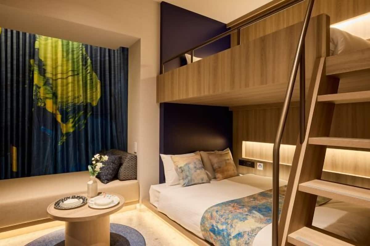 1 bedroom, in-room safe, blackout curtains, free WiFi