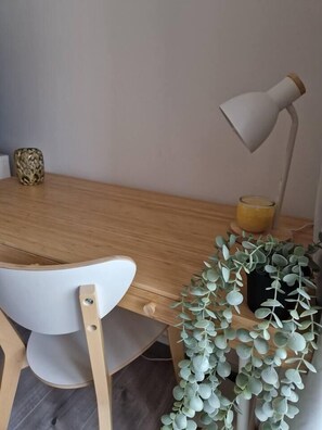 Interior - Appartment- Near Train Station - Free Parking (ORLEANS)