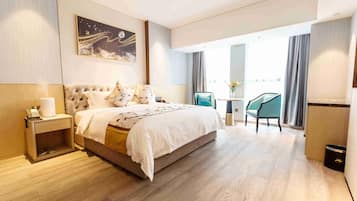 Business Single Room, 1 Queen Bed | Free WiFi