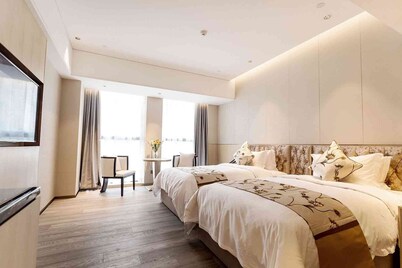 Huanyu Metropark Hotel