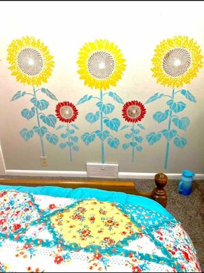 2 bedrooms, desk, iron/ironing board, travel crib