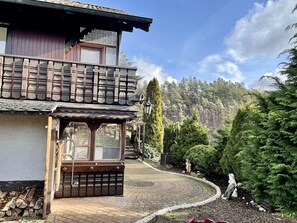 Exterior - Holiday Home 'Balke' with Mountain View, Garden, Terrace & Wi-Fi (Hatzfeld)