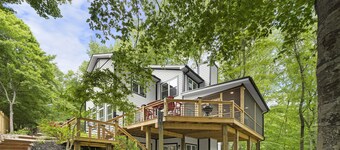 Shady Shoals - Lakefront; Quiet Cove; Huge Dock; Pool Table; Walk to State park