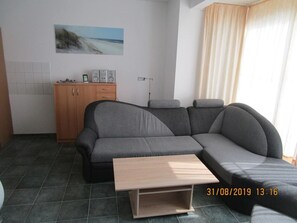 Smart TV, lettore DVD, impianto stereo