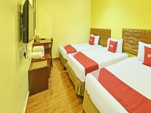Habitación triple Deluxe | Wifi gratis y ropa de cama 