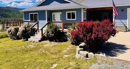 Northern Comfort - private, quiet, lake view, mountains