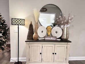 Interior - Luxurious Brandnew House 4 bed (Lawrenceville)