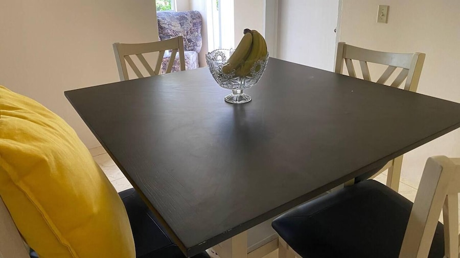 Lovely 2-bedroom Apt, Sleeps 3, Warm & Cosy