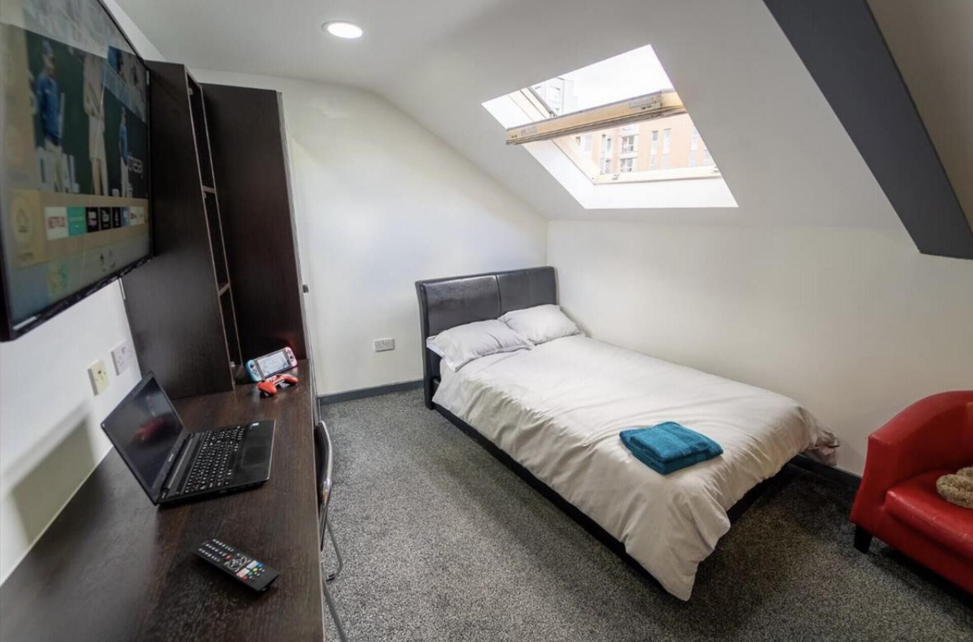 Studio | Iron/ironing board, free WiFi, bed sheets